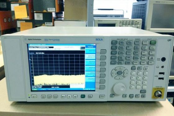 acheter Analyseur de signal MXA portable avec une plage de fréquences de 10 Hz à 26,5 GHz et une analyse du spectre en temps réel fabrication en ligne