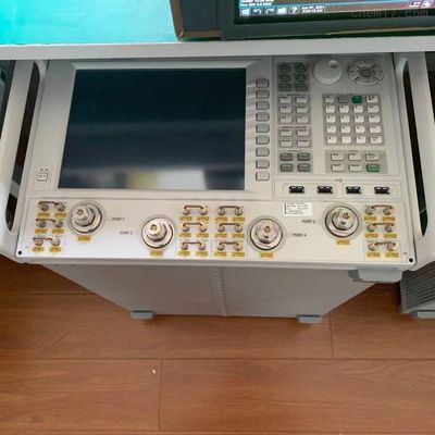 acheter Analyseur de réseau PNA-X utilisé N5244A avec gamme de fréquences de 10 MHz à 43,5 GHz, gamme dynamique > 110 dB et deuxième source intégrée fabrication en ligne