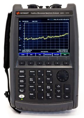acheter Analyseur de spectre micro-ondes portable Keysight N9961A FieldFox 44 GHz, durable pour environnements difficiles fabrication en ligne