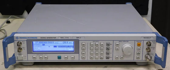 acheter Rohde & Schwarz SMR27 générateur de signal à micro-ondes 27 GHz équipement de test polyvalent utilisé fabrication en ligne