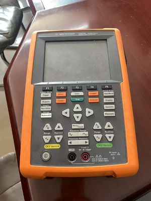 acheter Keysight U1620A 200 MHz Largeur de bande Oscilloscope numérique portatif avec 2 entrées flottantes et 2 mégapoints de mémoire fabrication en ligne