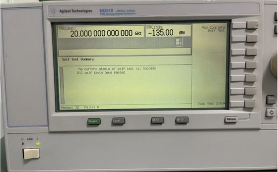 acheter Générateur de signaux RF Keysight E8257D avec une fréquence de 67 GHz, une puissance de sortie élevée et un bruit de phase ultra-faible fabrication en ligne