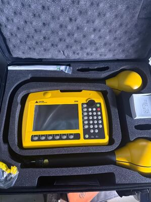 acheter Narda SRM-3006 - Mesure de champs électromagnétiques sélective jusqu'à 29,5 GHz - Appareil de mesure sélectif pour champs électromagnétiques fabrication en ligne