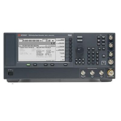 acheter Générateur de signaux micro-ondes Keysight Agilent E8257D PSG avec plage de fréquences de 67 GHz, puissance de sortie élevée et extension d'ondes millimétriques fabrication en ligne