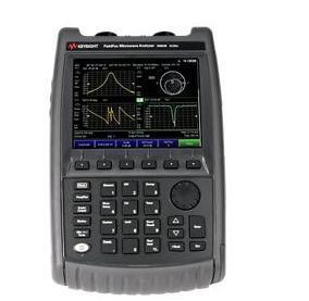 acheter Analyseur de micro-ondes portable FieldFox de Keysight 54 GHz avec bande passante sans interruption de 120 MHz et conception robuste et résistante aux éclaboussures fabrication en ligne