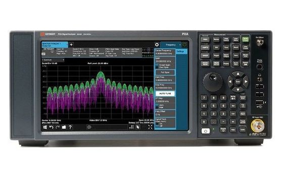 Analyseur de signal Keysight N9030B PXA avec plage de fréquences de 2 Hz à 50 GHz et bande passante d'analyse de 510 MHz, interface multi-touch
