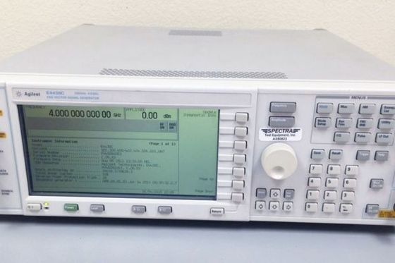 Biens portatifs de Keysight Agilent E4438C de générateur de signaux d'ESG rf