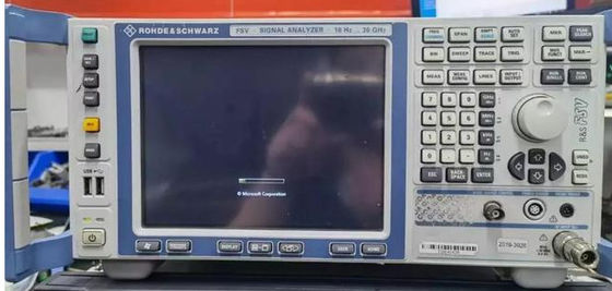 Analyseur de spectre de signaux Rohde & Schwarz FSV30 d'occasion avec une fréquence de 30 GHz et une bande passante d'analyse de 160 MHz