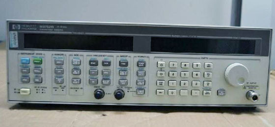 Keysight Agilent 83752B Générateur de signal de balayeur synthétisé haute puissance 10 MHz à 20 GHz