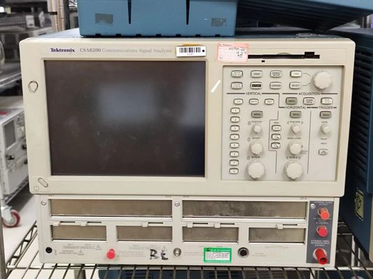 Analyseur de signal de communications de Tektronix CSA8200 avec quatre bases de données 3D