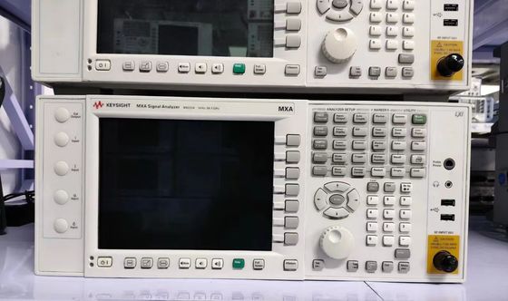 Keysight Agilent N9020A Analyseur de signal MXA portable avec une plage de fréquences de 10 Hz à 26,5 GHz et des performances élevées