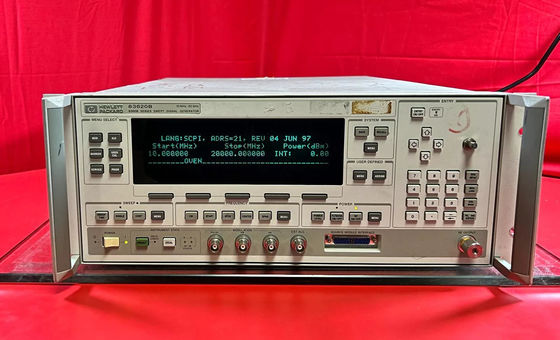 Générateur de signal de balayage synthétisé 83620B 10.01 20 GHz