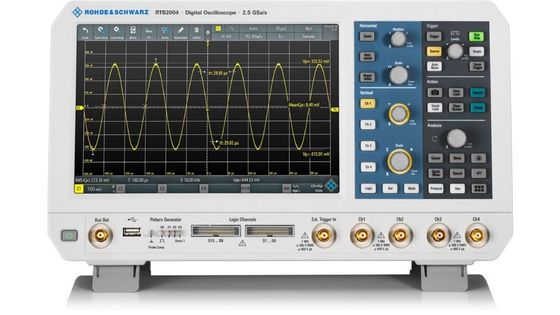 Rohde et Schwarz RTB2004 Oscilloscope numérique 300MHz 4 canaux avec convertisseur A/D 10 bits