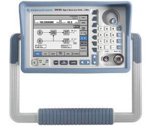 Générateur de signal RF SM300 de Rohde et Schwarz de 9 kHz à 3 GHz