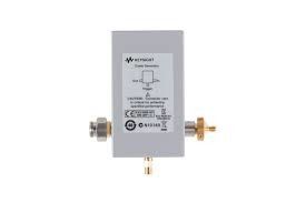Générateur de peigne Keysight U9391F, de 10 MHz à 50 GHz Petit et léger