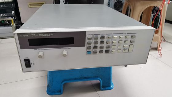 Keysight Agilent 6813B Source d'alimentation AC / analyseur de puissance 1750 VA 300 V 13 A Performance Bruit ondulatoire de 20 Hz à 20 MHz