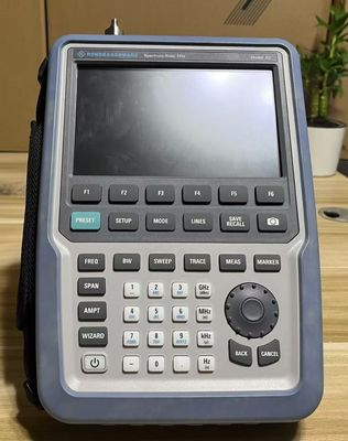 L'analyseur de spectre portatif Rohde et Schwarz Spectrum Rider FPH de 5 kHz à 44 GHz FPH.02 FPH.06 FPH.13 FPH.23 5 FPH.26 FPH.36 FPH.44 FPH.54