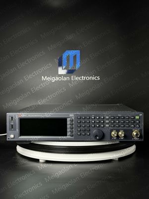 Générateur de signal vectoriel RF Keysight N5182B avec une plage de fréquences de 9 kHz à 6 GHz et une puissance de sortie de +27 dBm pour les applications de banc