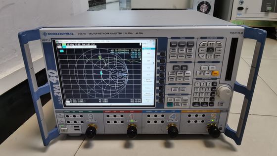 L'analyseur de réseau vectoriel de 10 MHz à 40 GHz W/ MFG