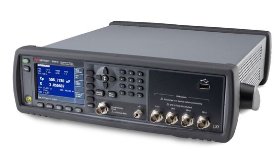 Keysight Agilent E4981B Benchtop LCR Meter avec une mesure à haute vitesse de 2,3 ms, un test C-D précis de 0,05% et une plage de 0 F à 2,0 mF